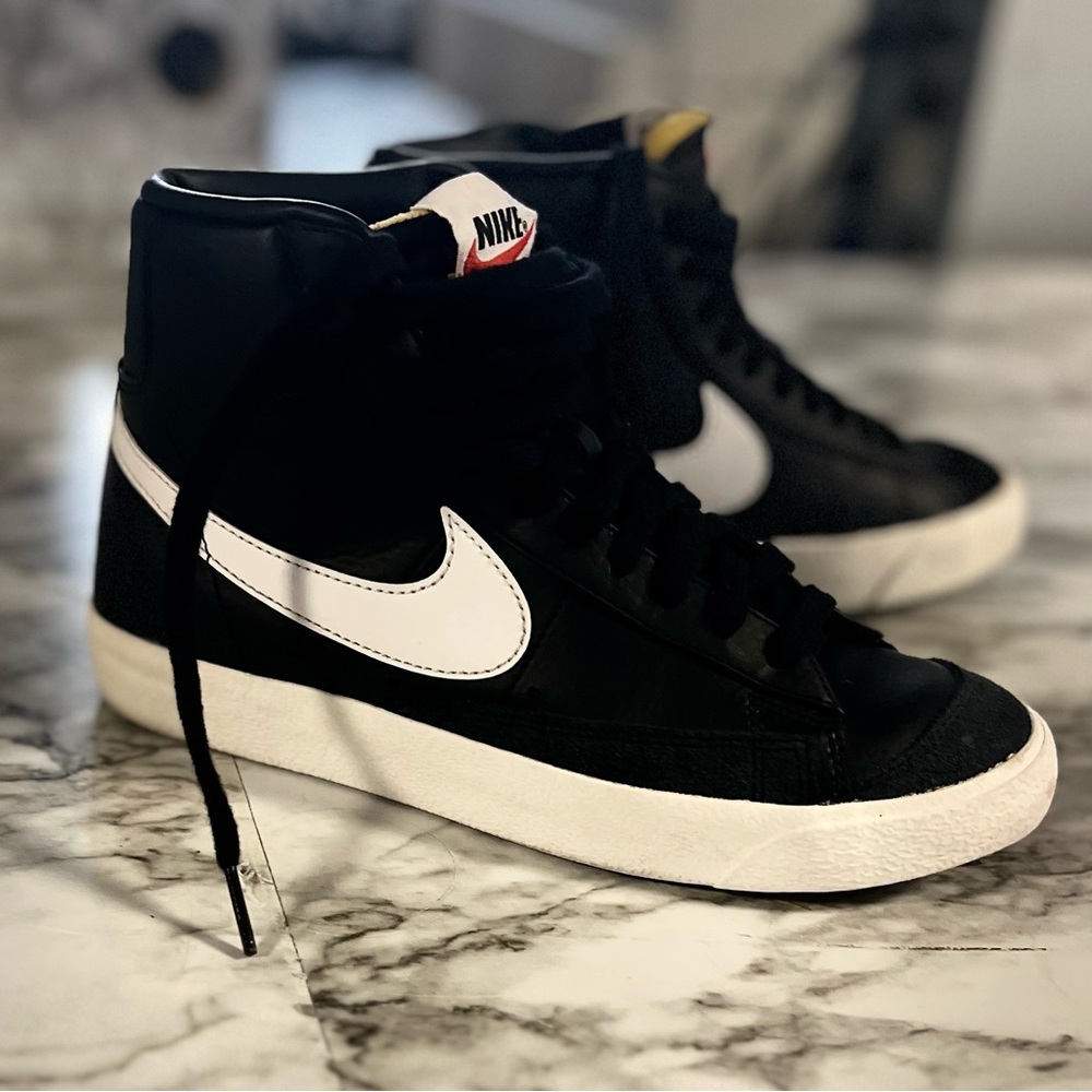 Nike Black and White High-Tops - Blazer Mid ‘77 Vintage